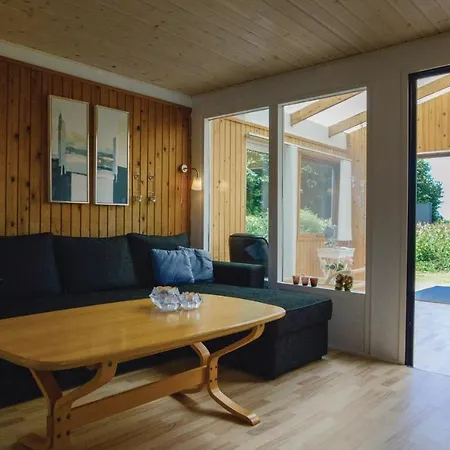 Three-bedroom Holiday In